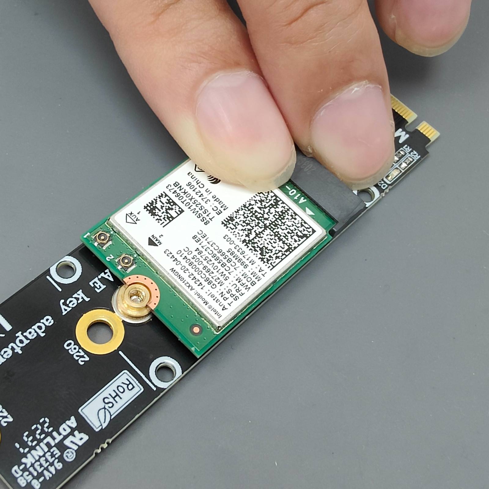 M.2 M-Key NVMe 接口轉(zhuǎn) E-Key 無線網(wǎng)卡 解鎖WiFi 7與藍(lán)牙全速體驗(yàn)